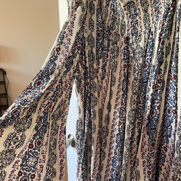 Spaghetti strap off the shoulder long sleeve shirt - Picture 2 of 6